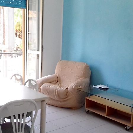 2 Bedrooms Appartement At Pescara 300 M Away From The Beach With Balcony And Wifi ภายนอก รูปภาพ