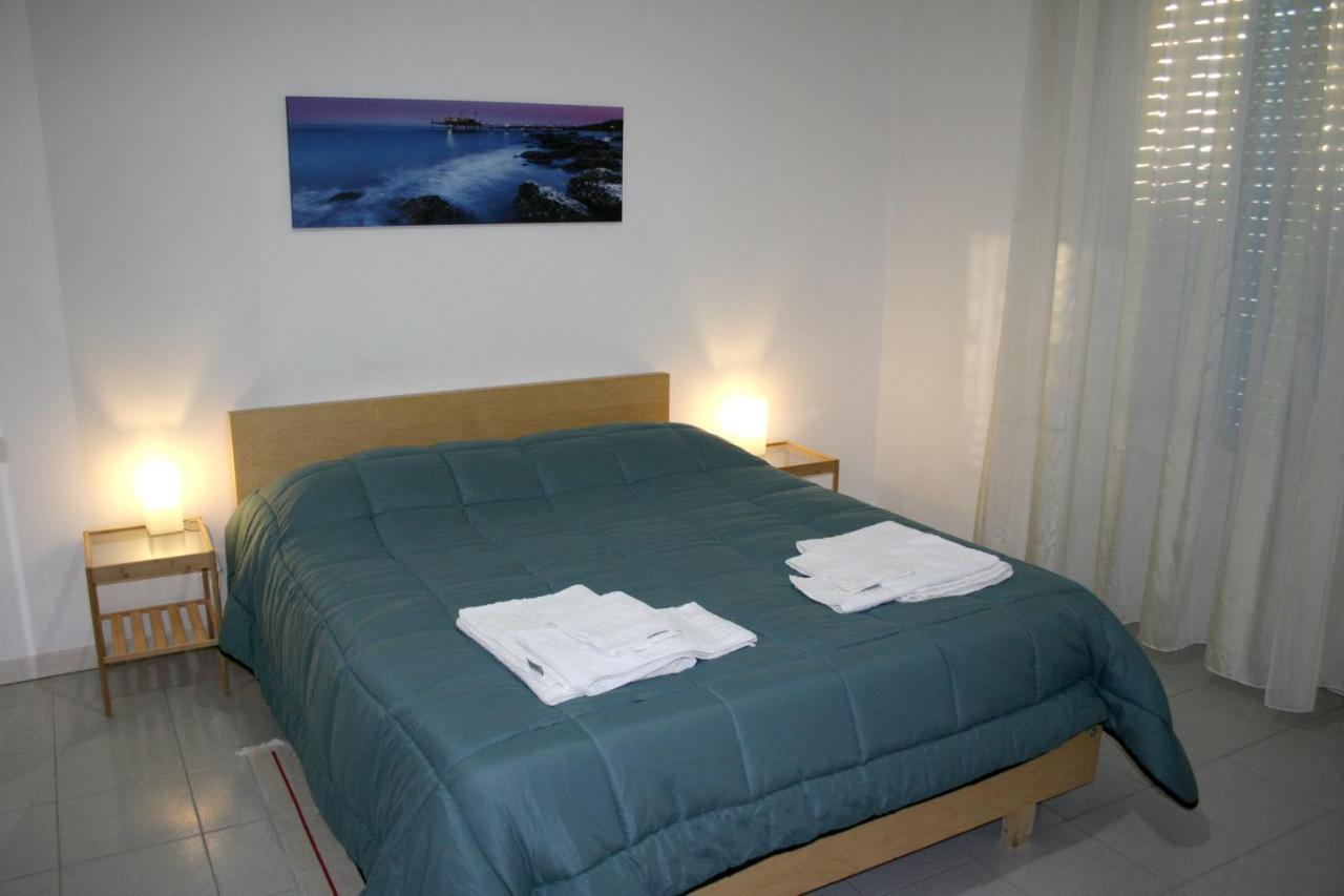 2 Bedrooms Appartement At Pescara 300 M Away From The Beach With Balcony And Wifi ภายนอก รูปภาพ