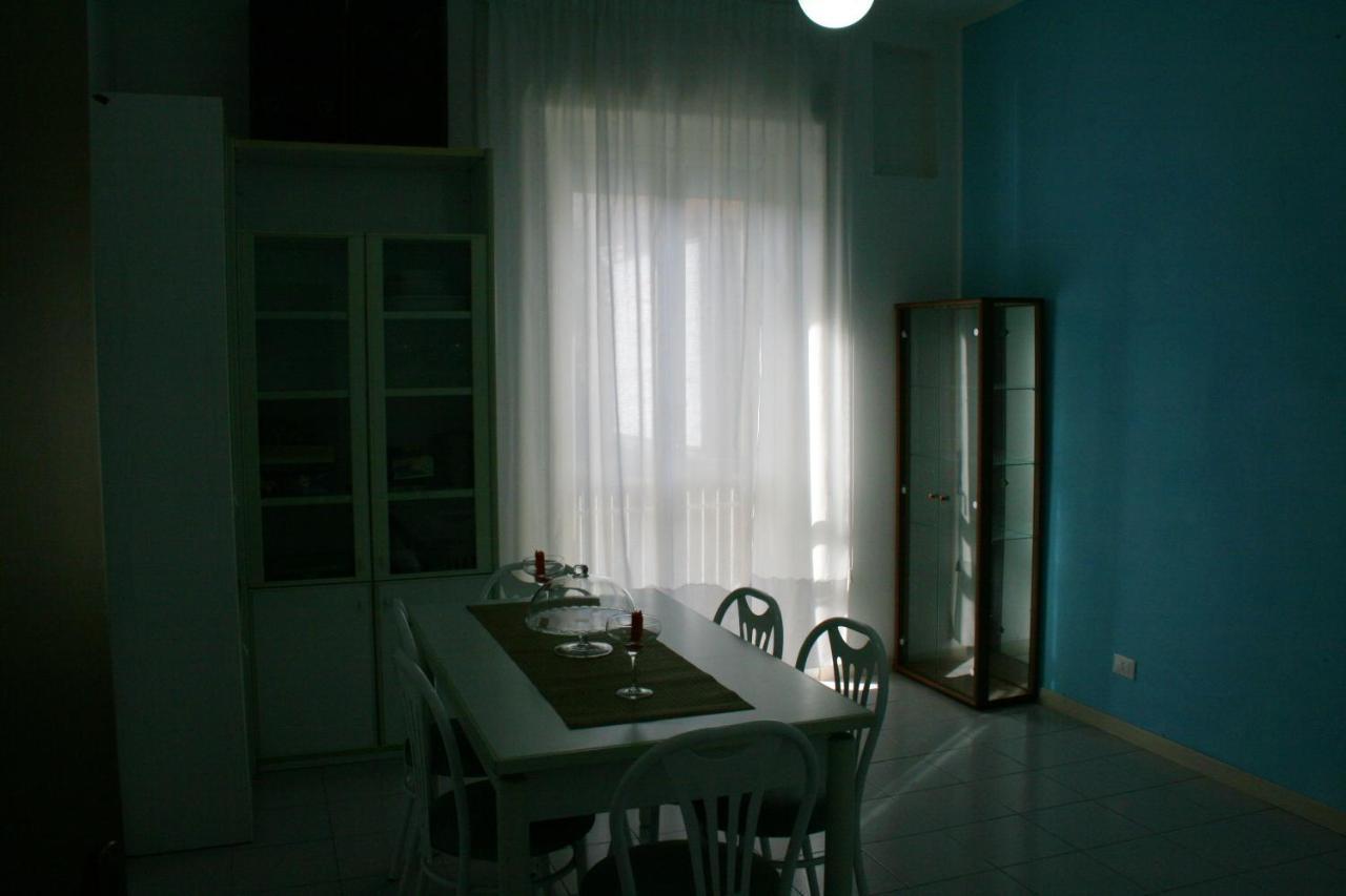 2 Bedrooms Appartement At Pescara 300 M Away From The Beach With Balcony And Wifi ภายนอก รูปภาพ
