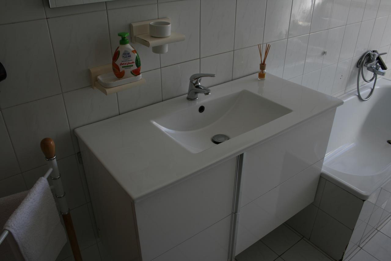 2 Bedrooms Appartement At Pescara 300 M Away From The Beach With Balcony And Wifi ภายนอก รูปภาพ