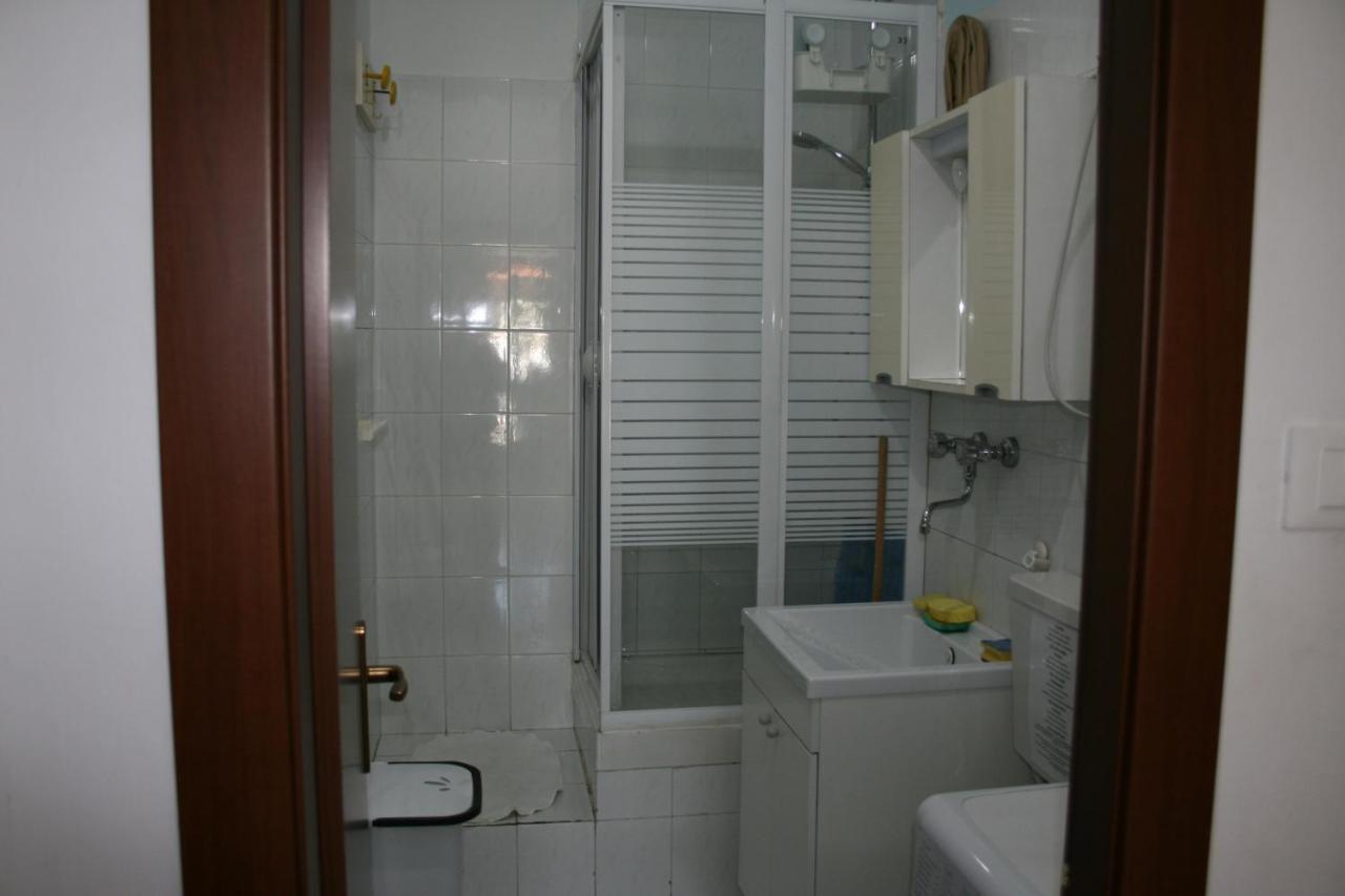 2 Bedrooms Appartement At Pescara 300 M Away From The Beach With Balcony And Wifi ภายนอก รูปภาพ